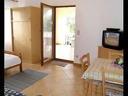 Appartement Stjepan- 10 M From Beach