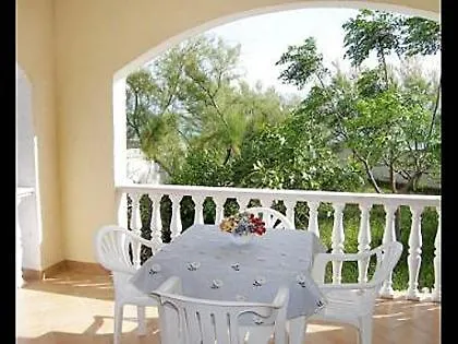 Appartement Stjepan- 10 M From Beach